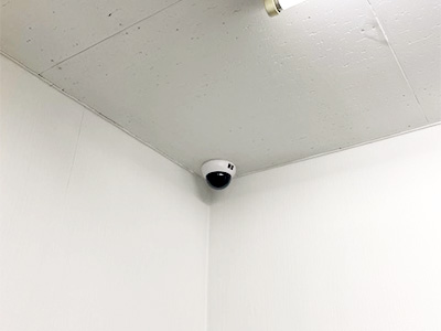 【ネイルサロン】店舗マネジメント音声付遠隔監視システム