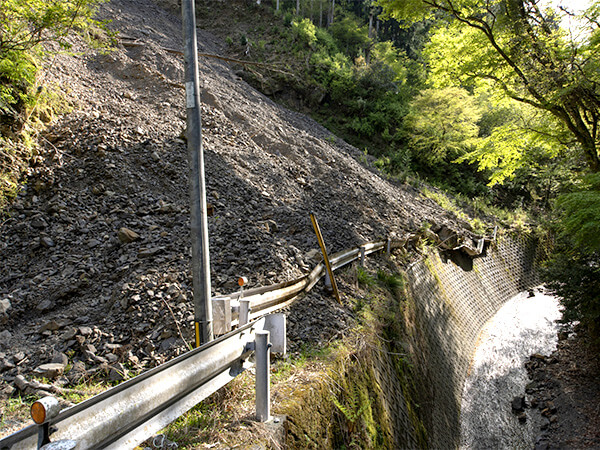 【静岡県】被災地の防犯対策に防犯カメラ設置