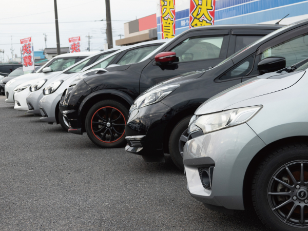 【群馬県】車販売店で展示していた車が盗まれる